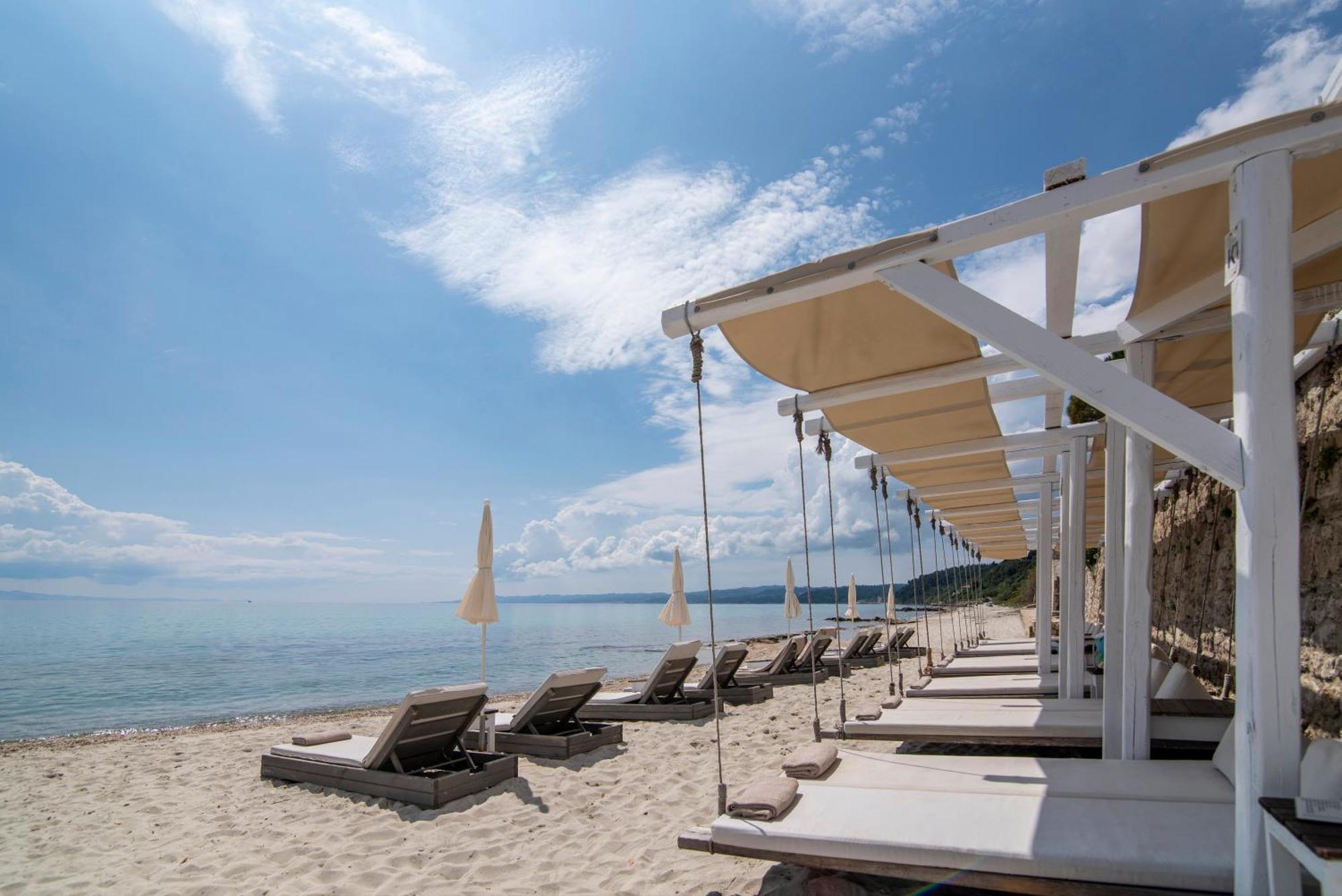 White Suites Resort Afytos Bagian luar foto