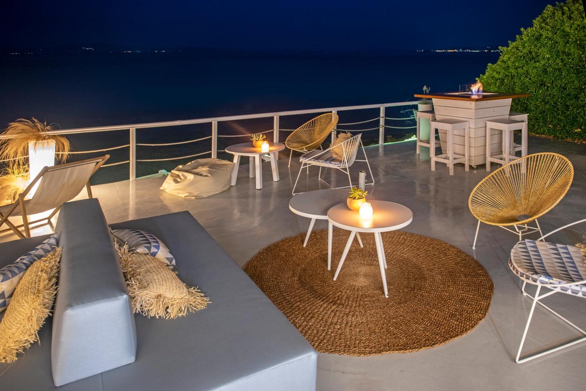 White Suites Resort Afytos Bagian luar foto